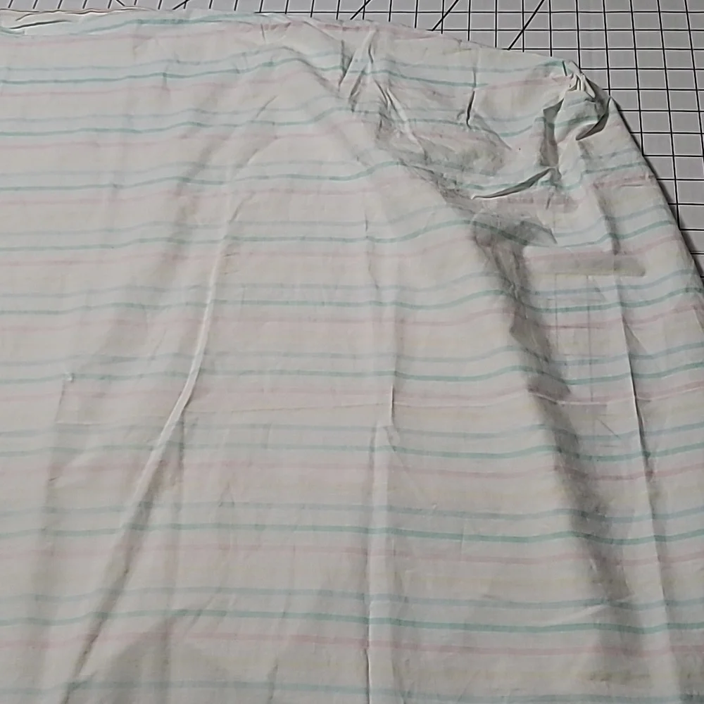 Vintage Pastel Striped Baby Crib Sheet - Pocket Design w/o Elastic‎